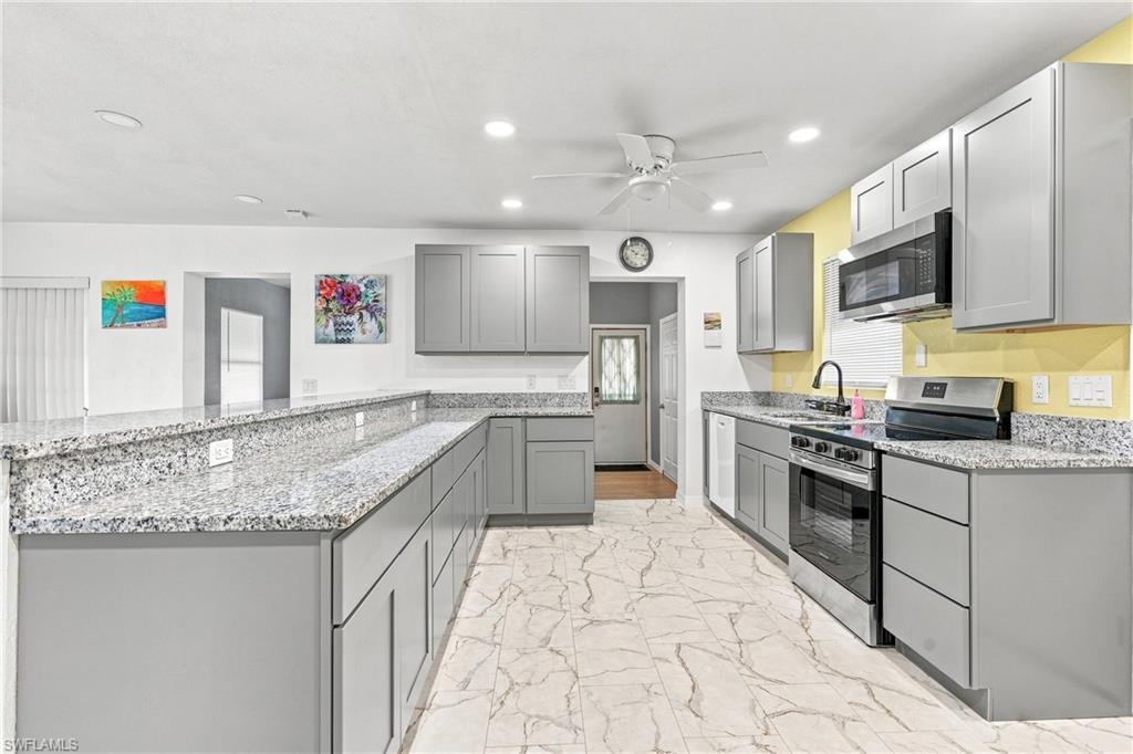 22018 Catherine Ave Property Photo 3