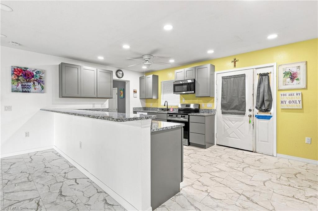 22018 Catherine Ave Property Photo 31