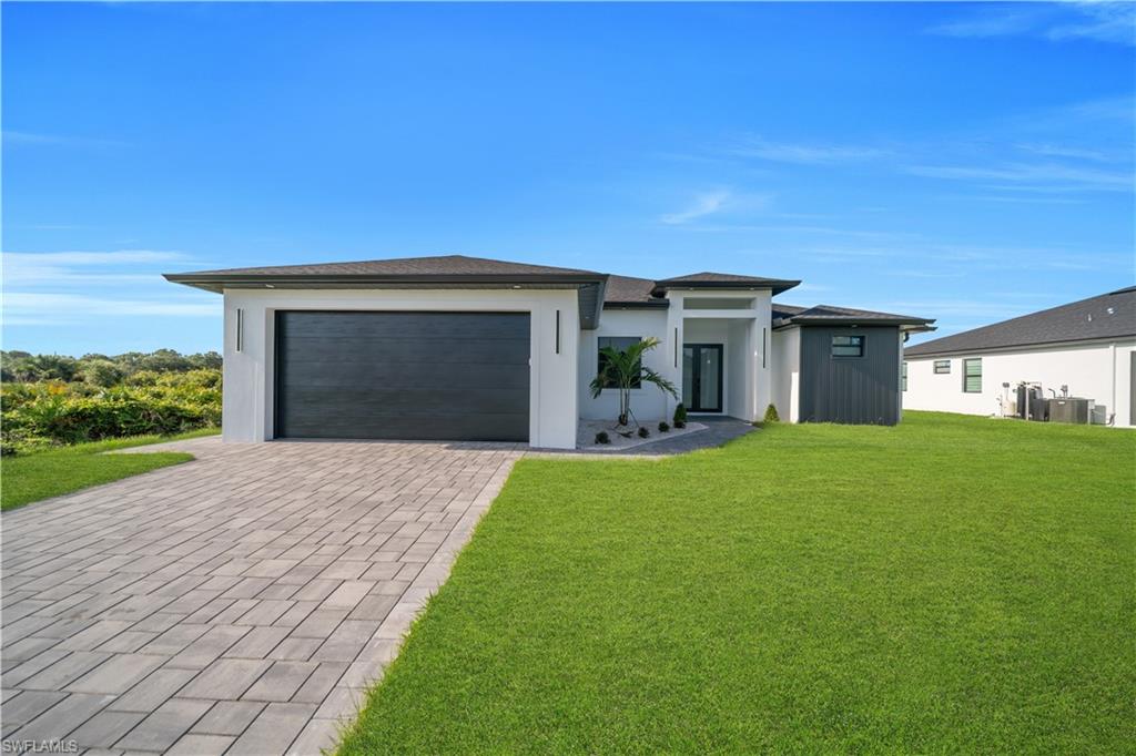 695 Whitmore Loop Property Photo 8