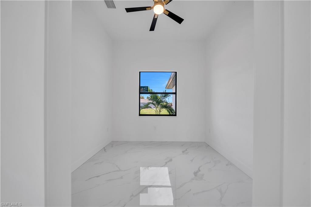 695 Whitmore Loop Property Photo 11