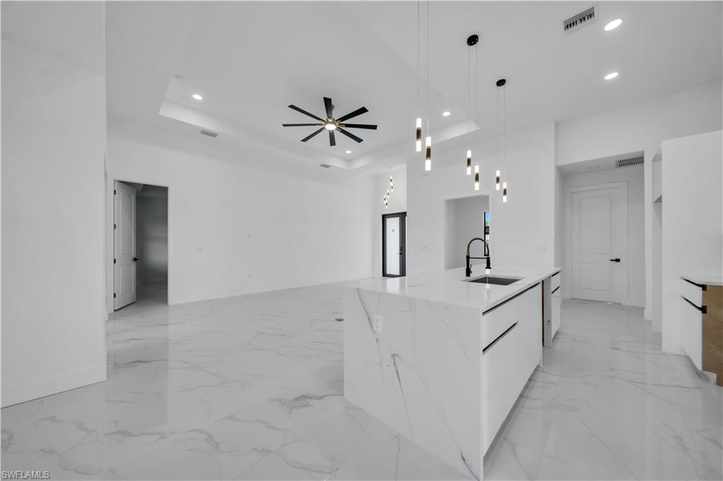 695 Whitmore Loop Property Photo 17