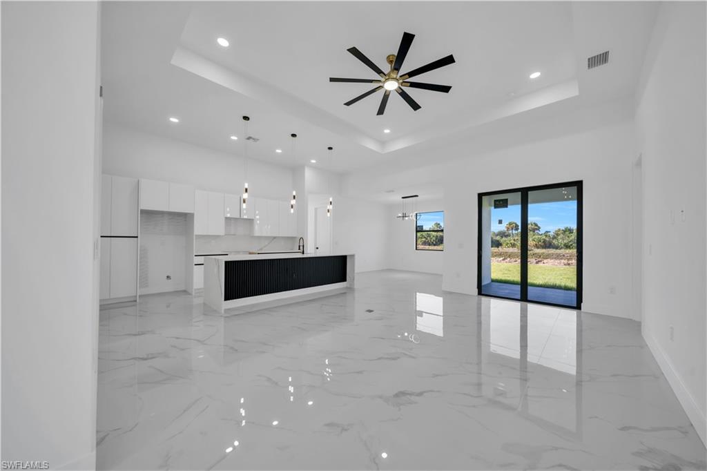 695 Whitmore Loop Property Photo 20