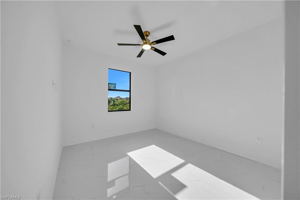 695 Whitmore Loop Property Photo 33