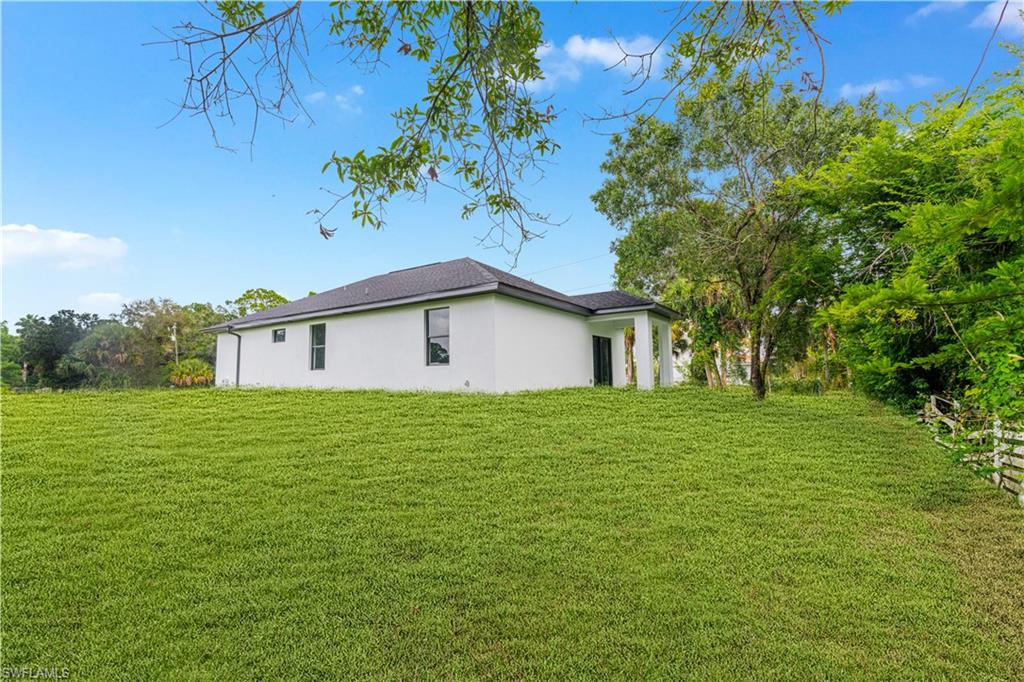 2602 Leeland Heights Blvd E Property Photo 7
