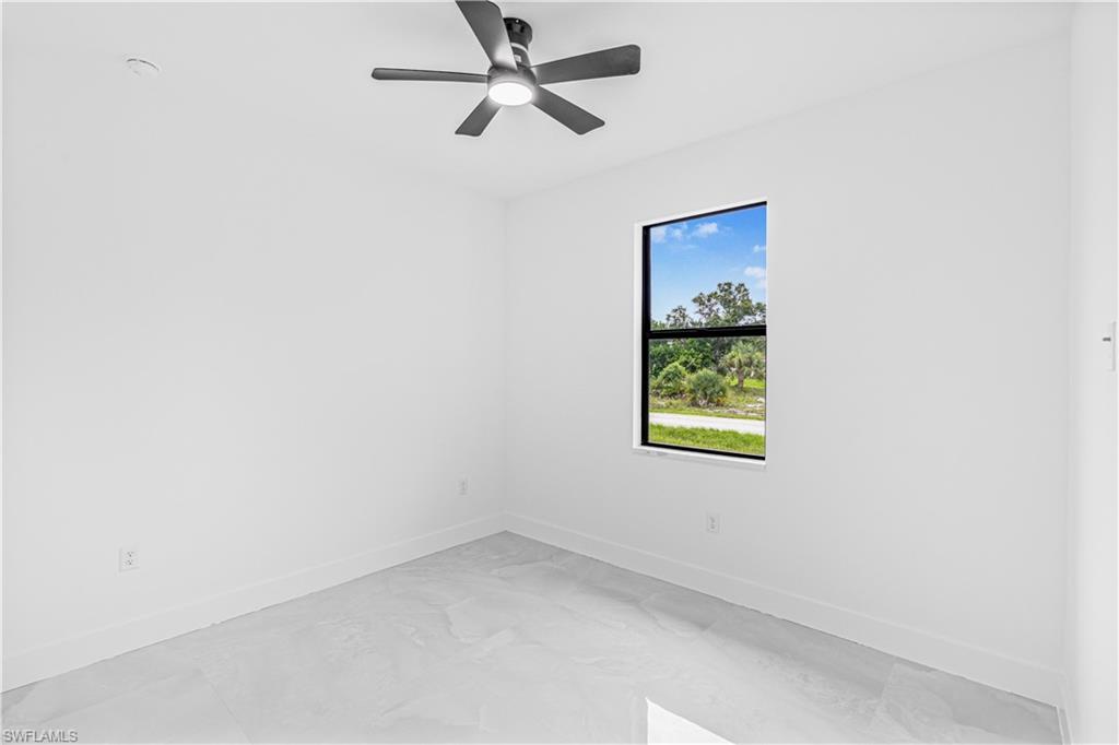 2602 Leeland Heights Blvd E Property Photo 14