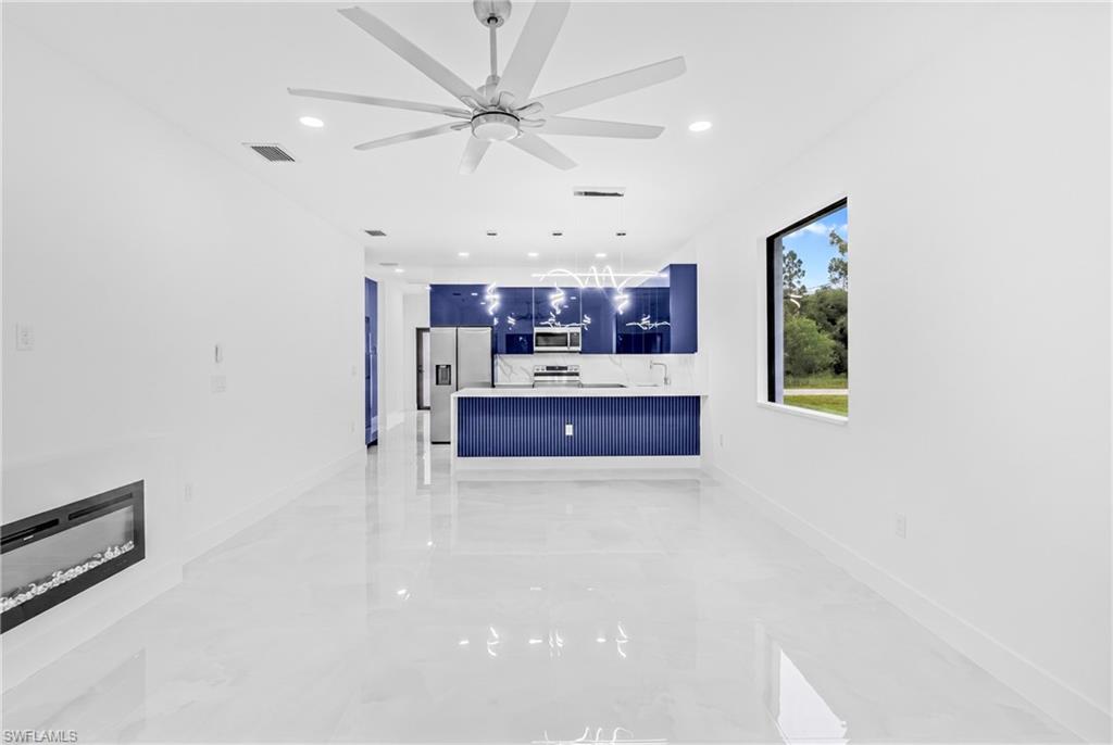2602 Leeland Heights Blvd E Property Photo 27
