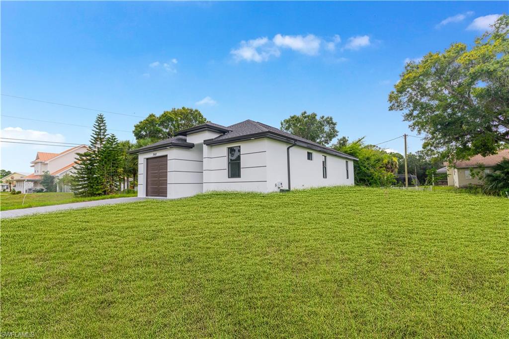 2602 Leeland Heights Blvd E Property Photo 32