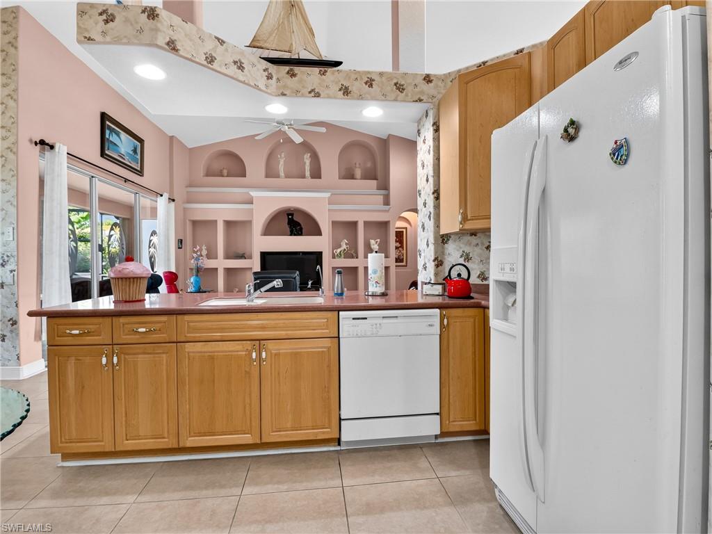 2305 Kismet Pkwy W Property Photo 16