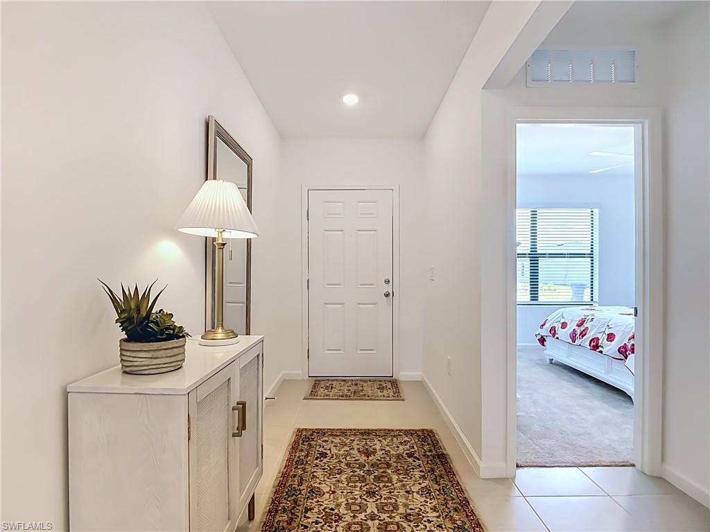 1211 Caloosa Cove Dr Property Photo 4
