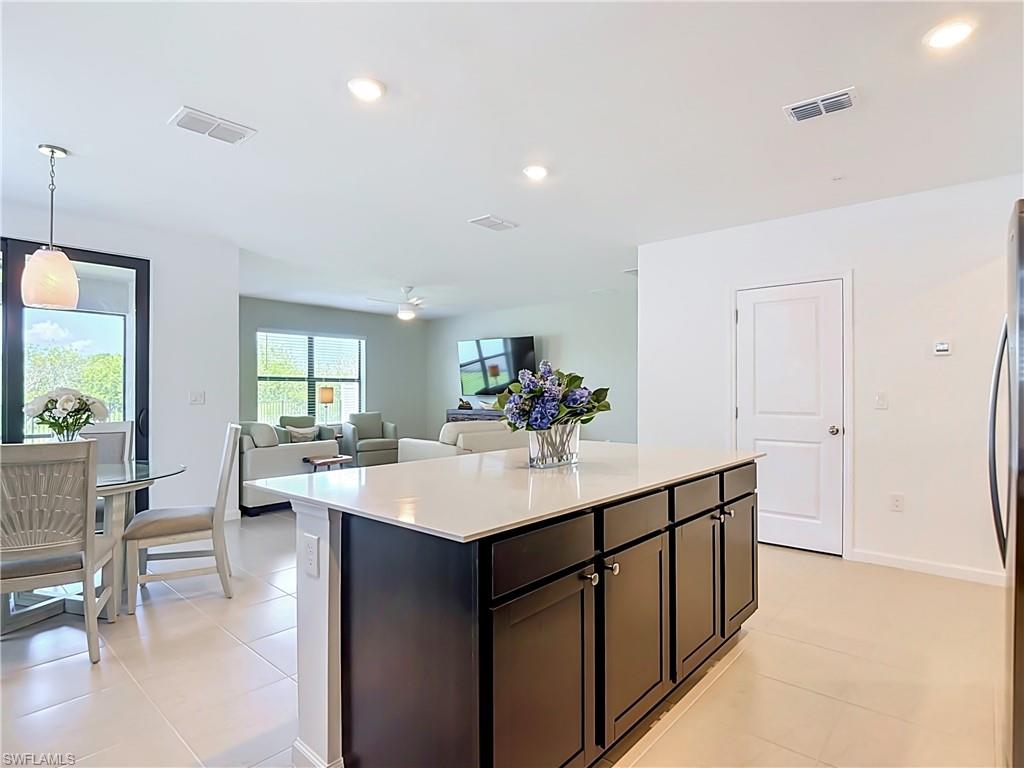 1211 Caloosa Cove Dr Property Photo 9