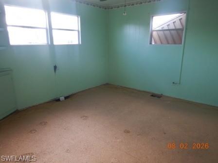 251 Shrub Ln N Property Photo 10