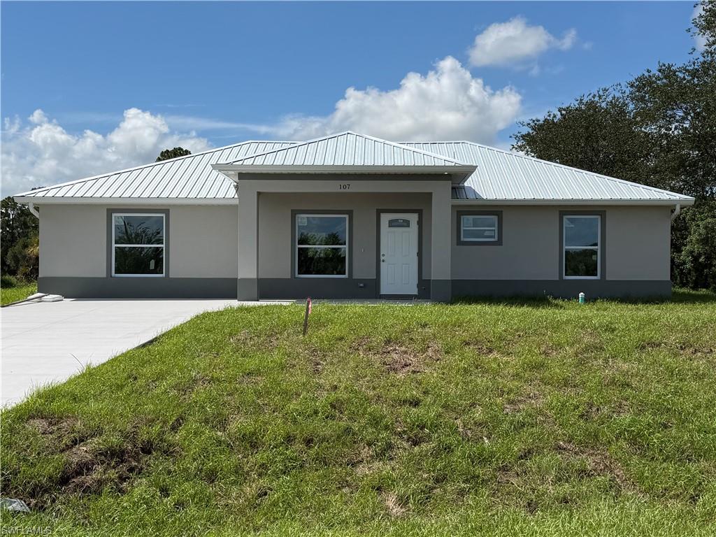 107 Concord Loop Property Photo 1