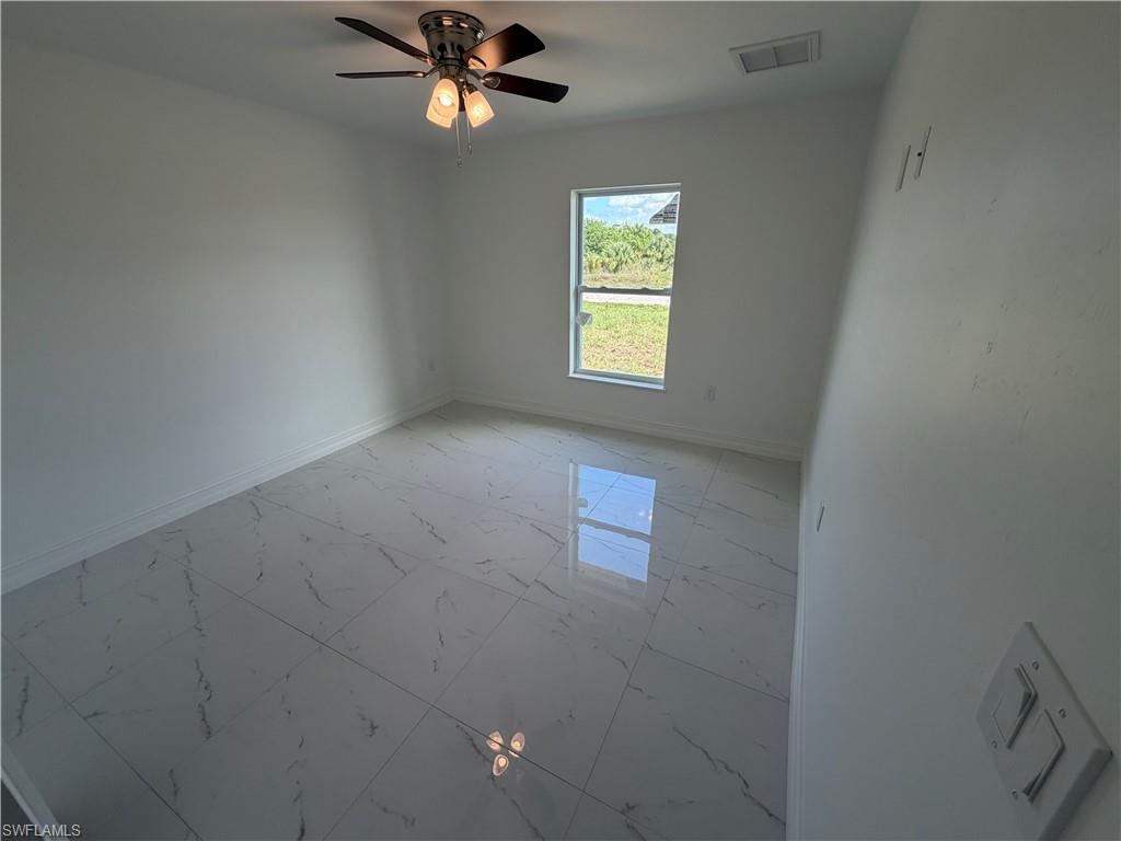 107 Concord Loop Property Photo 10