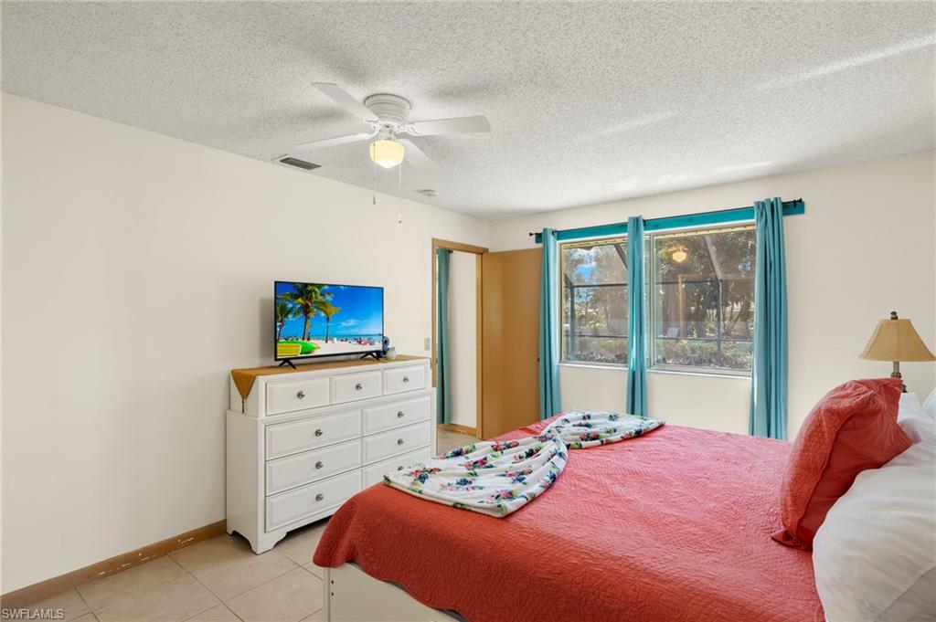 4380 Saint Clair Ave W Property Photo 14