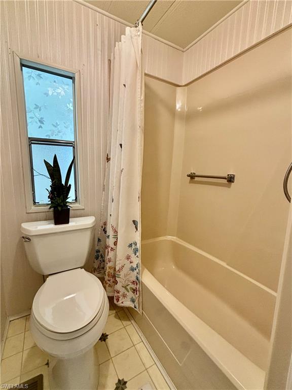 557 Peace Lake Ct Property Photo 20