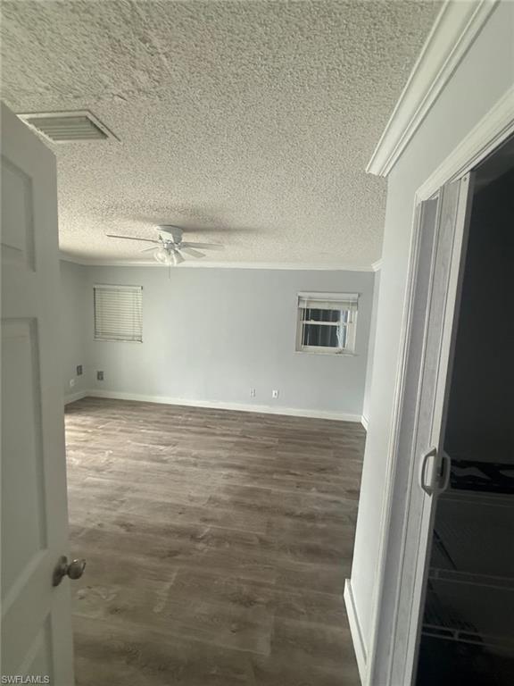 129 E Lake Dr Property Photo 13
