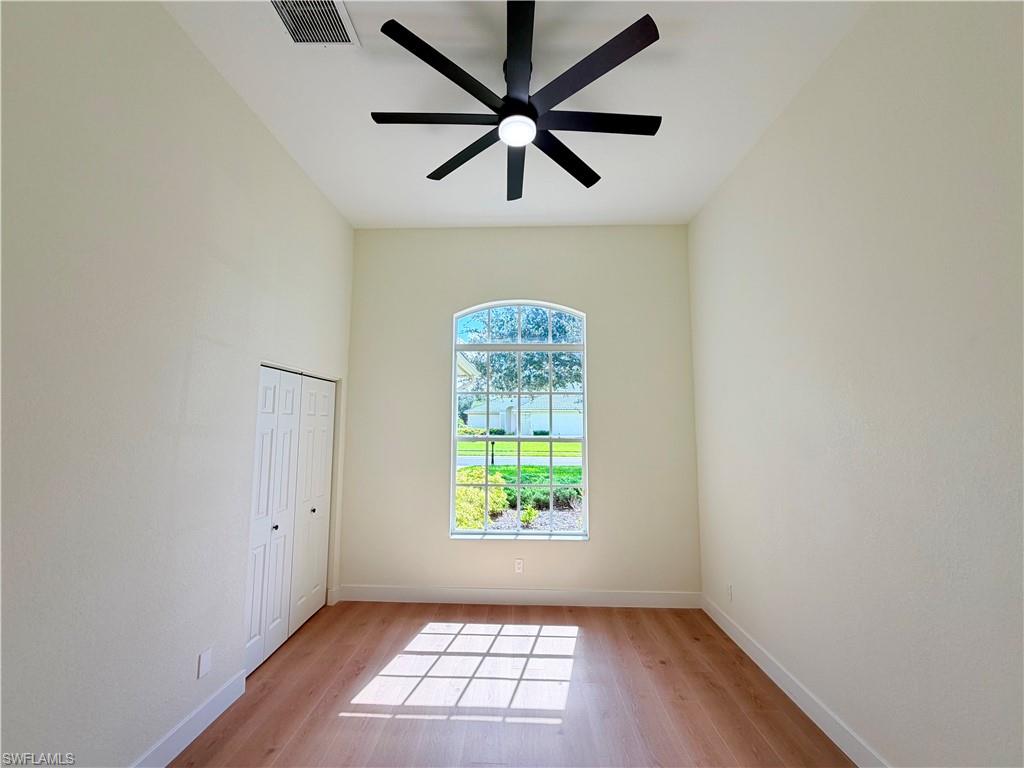 11001 Sea Tropic Ln Property Photo 10