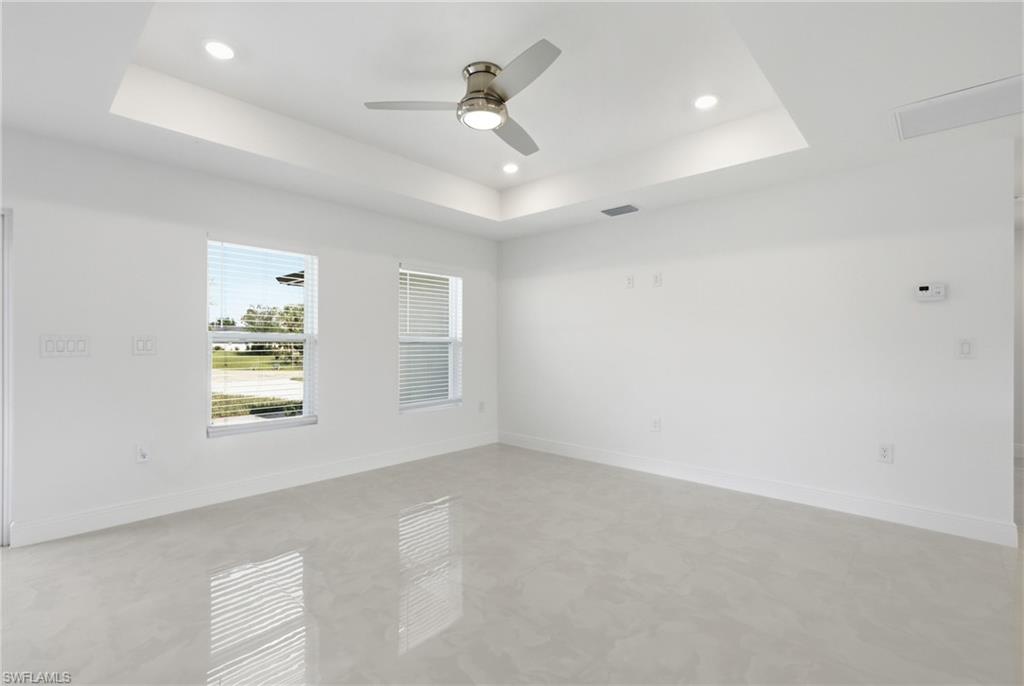 647 Whitmore Loop Property Photo 3