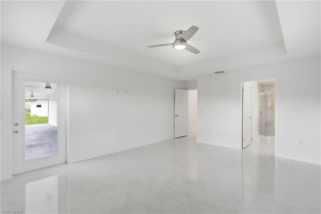 647 Whitmore Loop Property Photo 16
