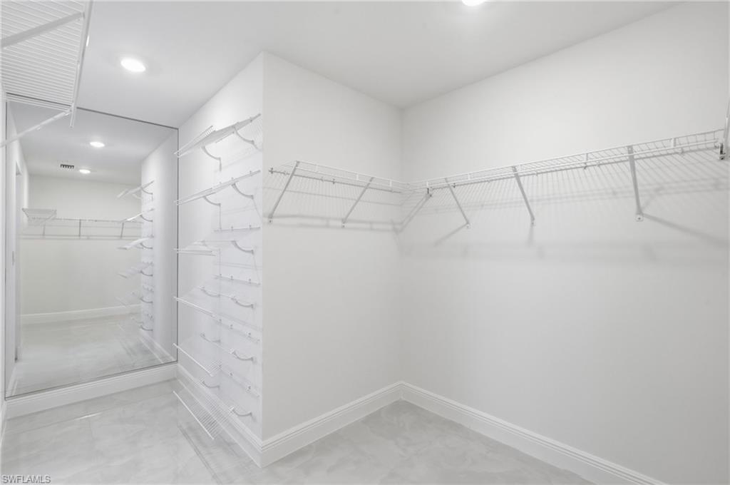 647 Whitmore Loop Property Photo 17