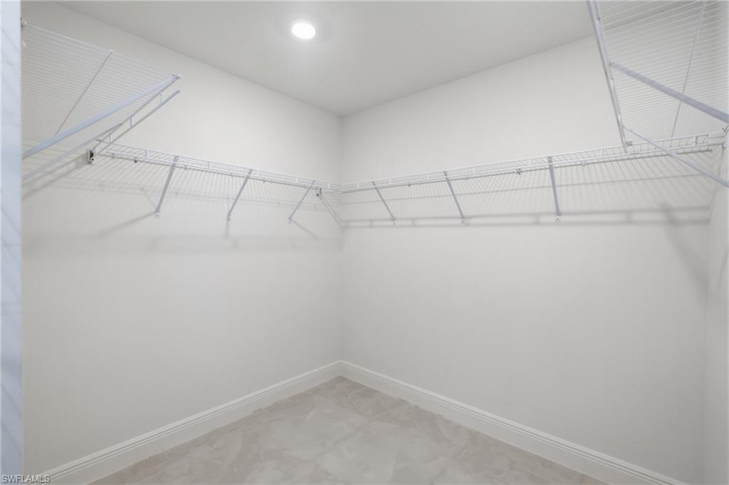 647 Whitmore Loop Property Photo 18