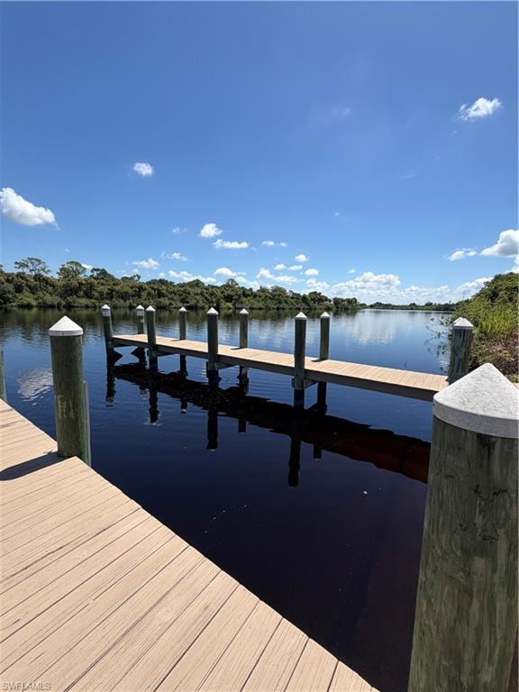 2048 Silk Bay Blvd Property Photo 4