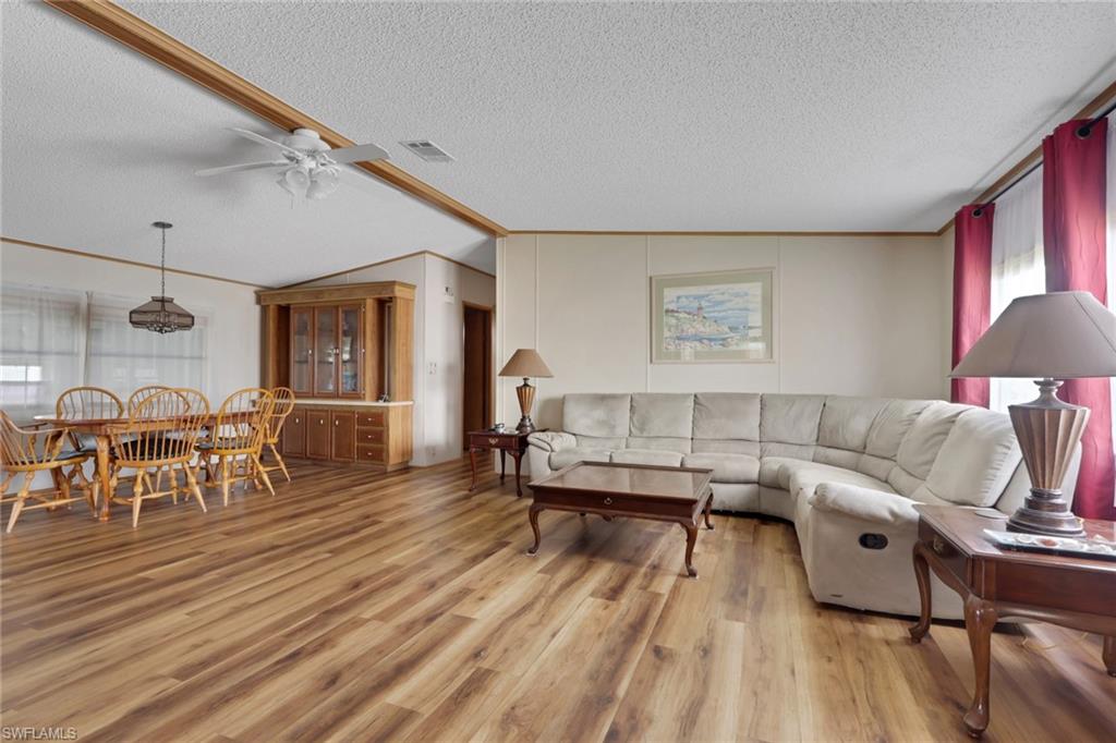 9258 Desoto Dr Property Photo 7