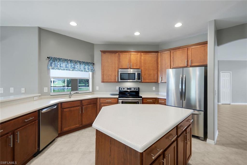 2563 Nature Pointe Loop Property Photo 10