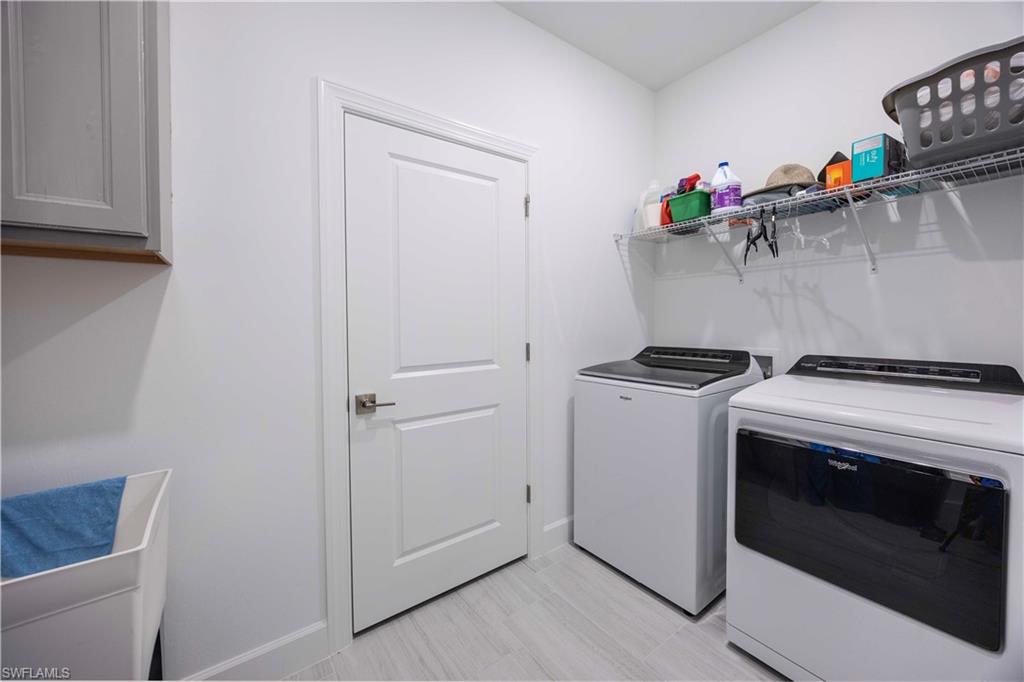10383 Maddox Ln Property Photo 32