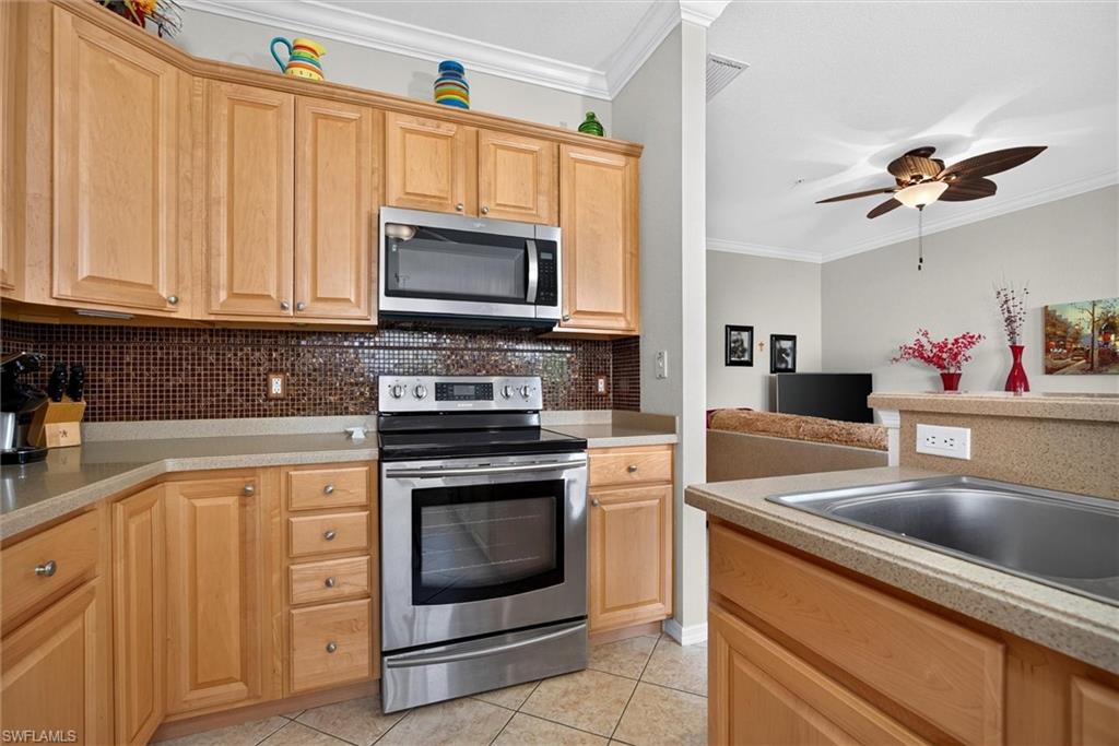 13981 Lake Mahogany Blvd 2513 Property Photo 7