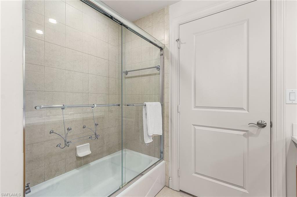 4192 Bay Beach Ln 872 Property Photo 27