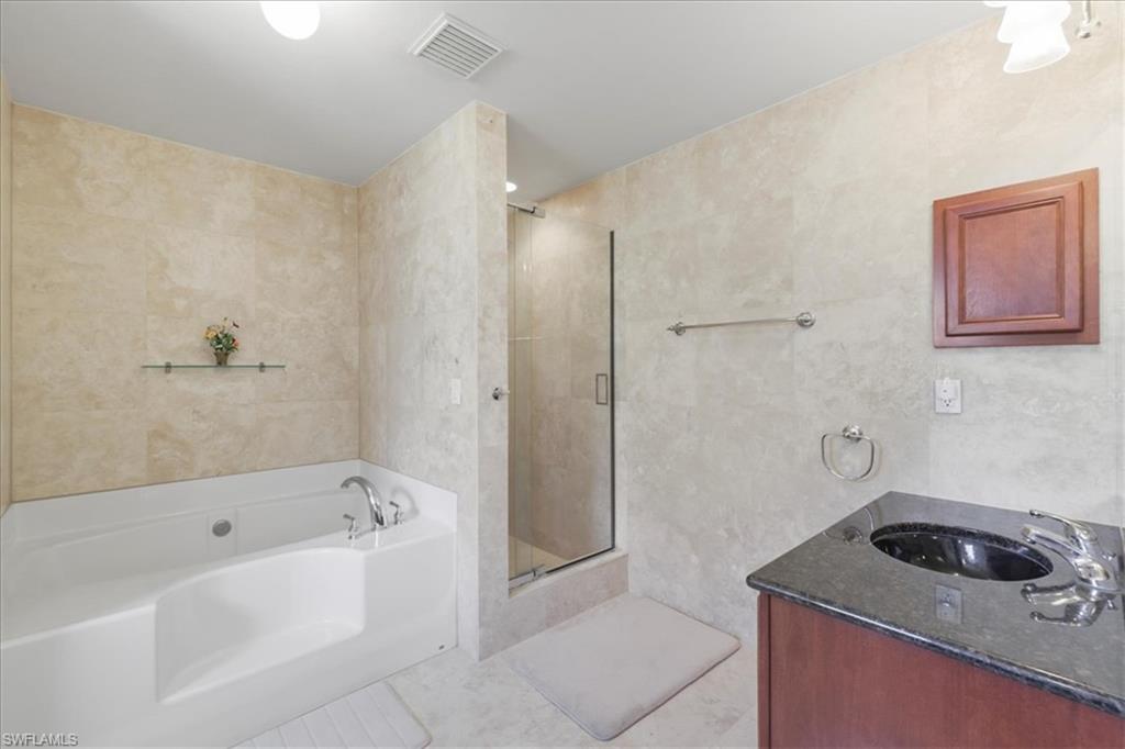 8141 Liriope Loop Property Photo 11