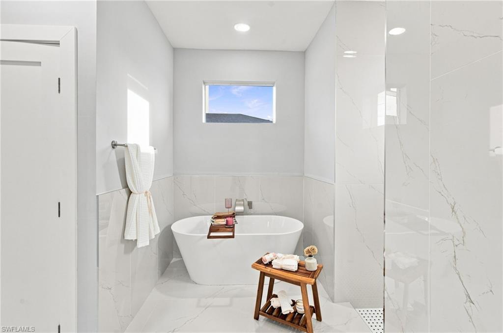 350 Radford Ave Property Photo 15