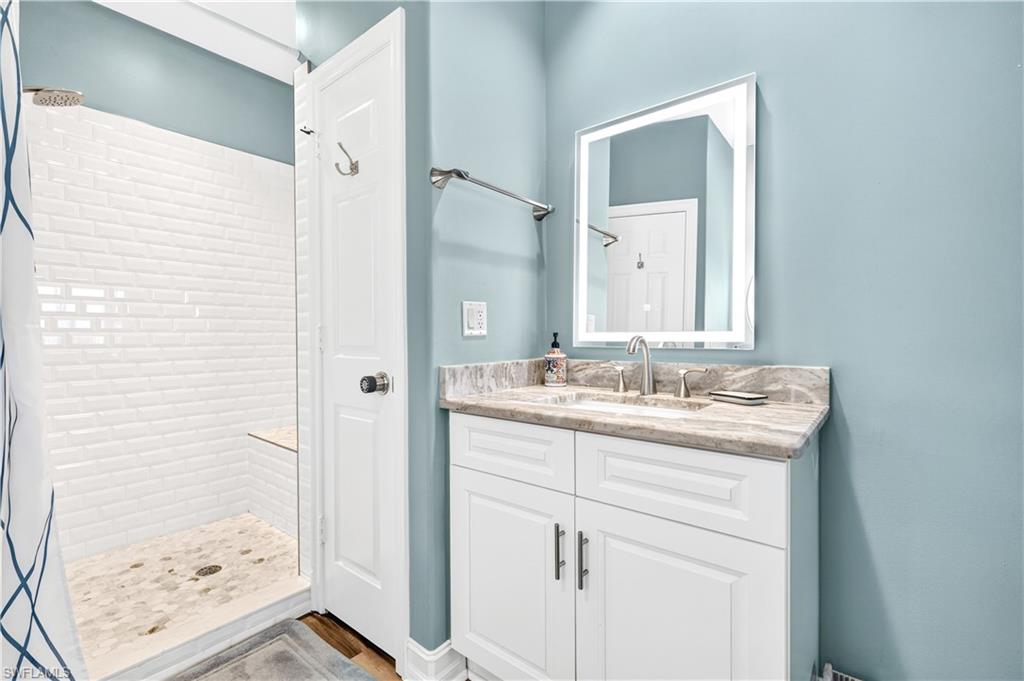 5610 Cape Harbour Dr 201 Property Photo 21