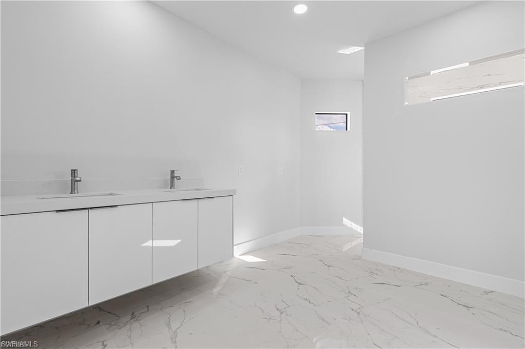 3728 9th St W Property Photo 26