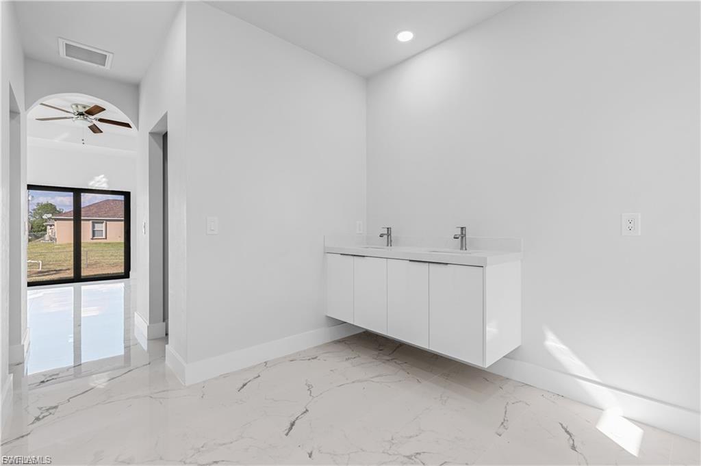 3728 9th St W Property Photo 27