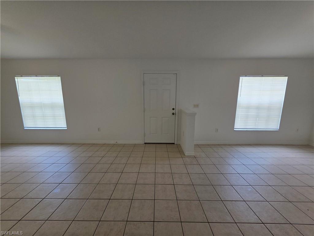 1014 Nw 31st Pl Property Photo 4
