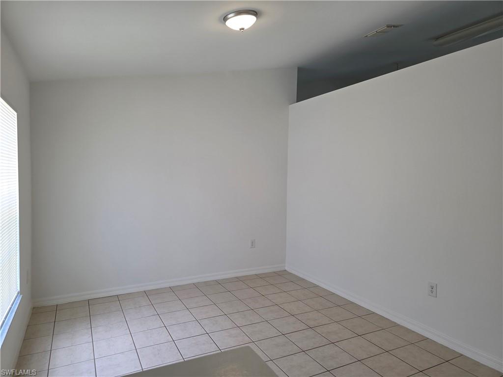 1014 Nw 31st Pl Property Photo 6