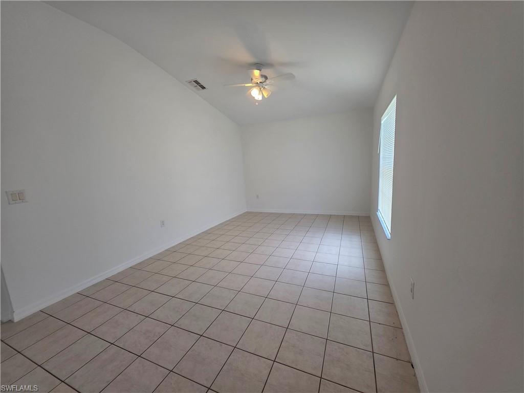 1014 Nw 31st Pl Property Photo 7