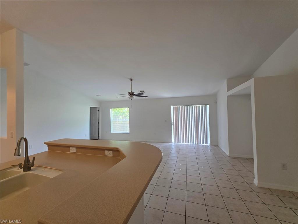 1014 Nw 31st Pl Property Photo 10