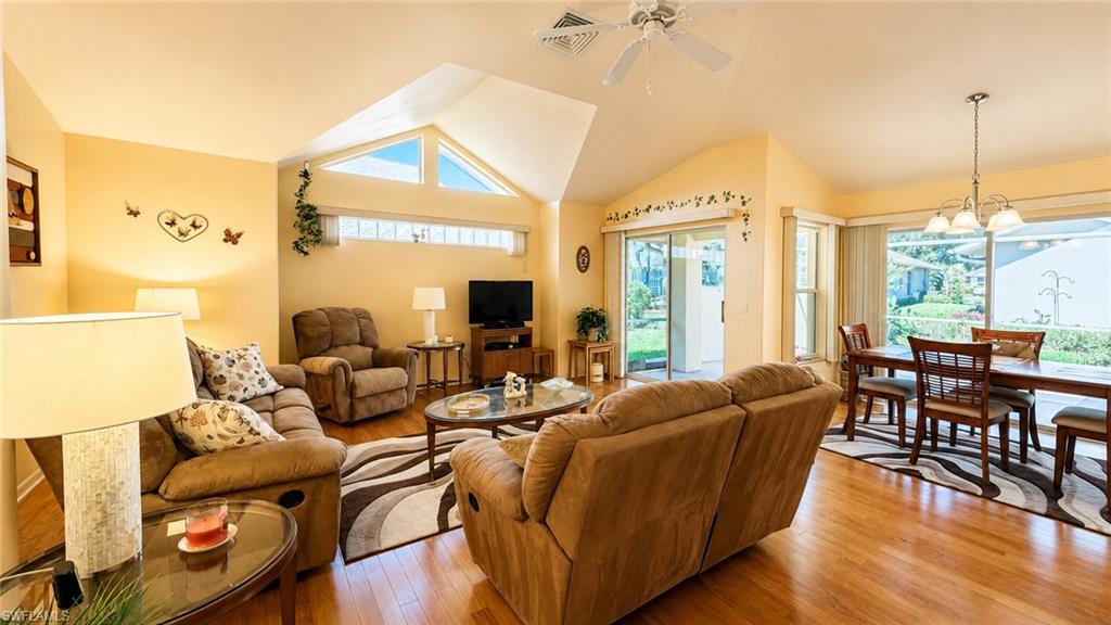 13441 Wild Cotton Ct Property Photo 3