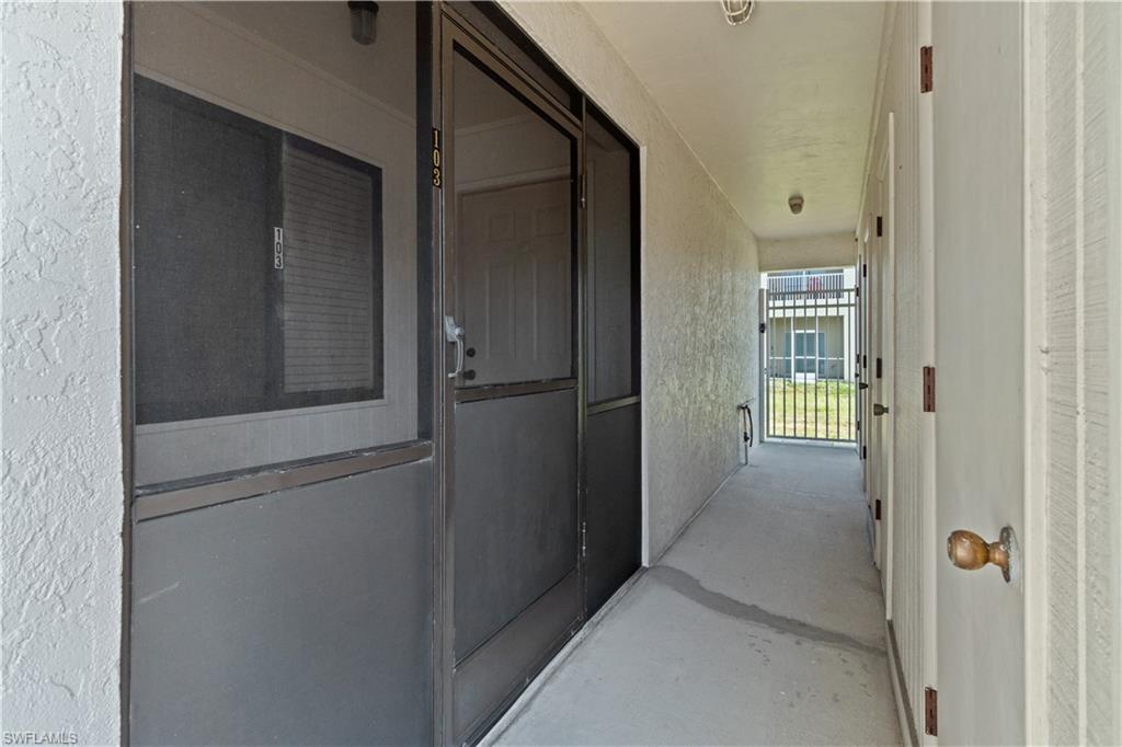 1113 Cape Coral Pkwy W 103 Property Photo 27