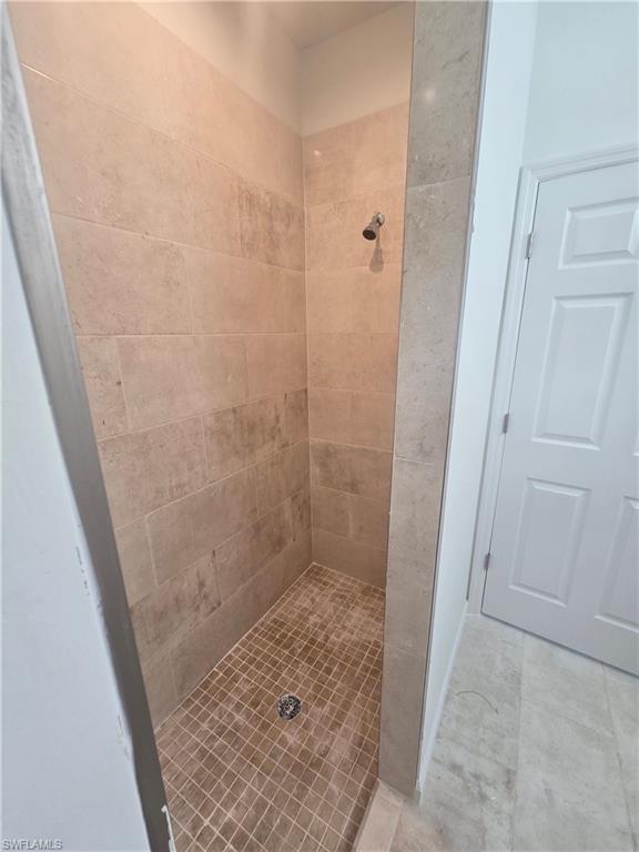 53 Joan Ave S Property Photo 11