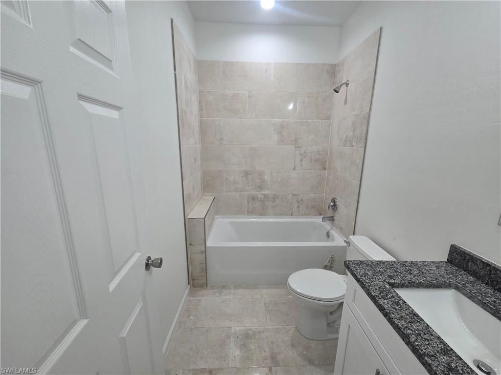 53 Joan Ave S Property Photo 15