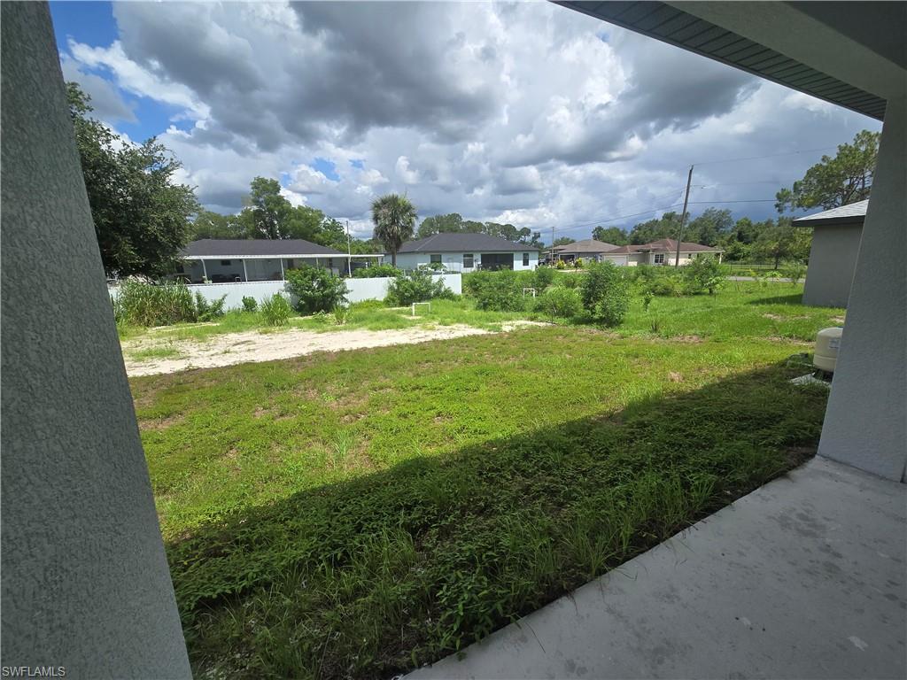 53 Joan Ave S Property Photo 20