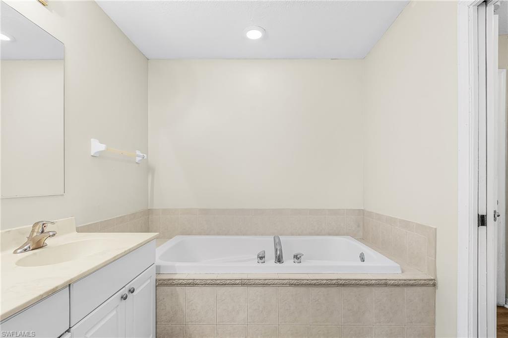 5215 Sw 16th Pl Property Photo 12