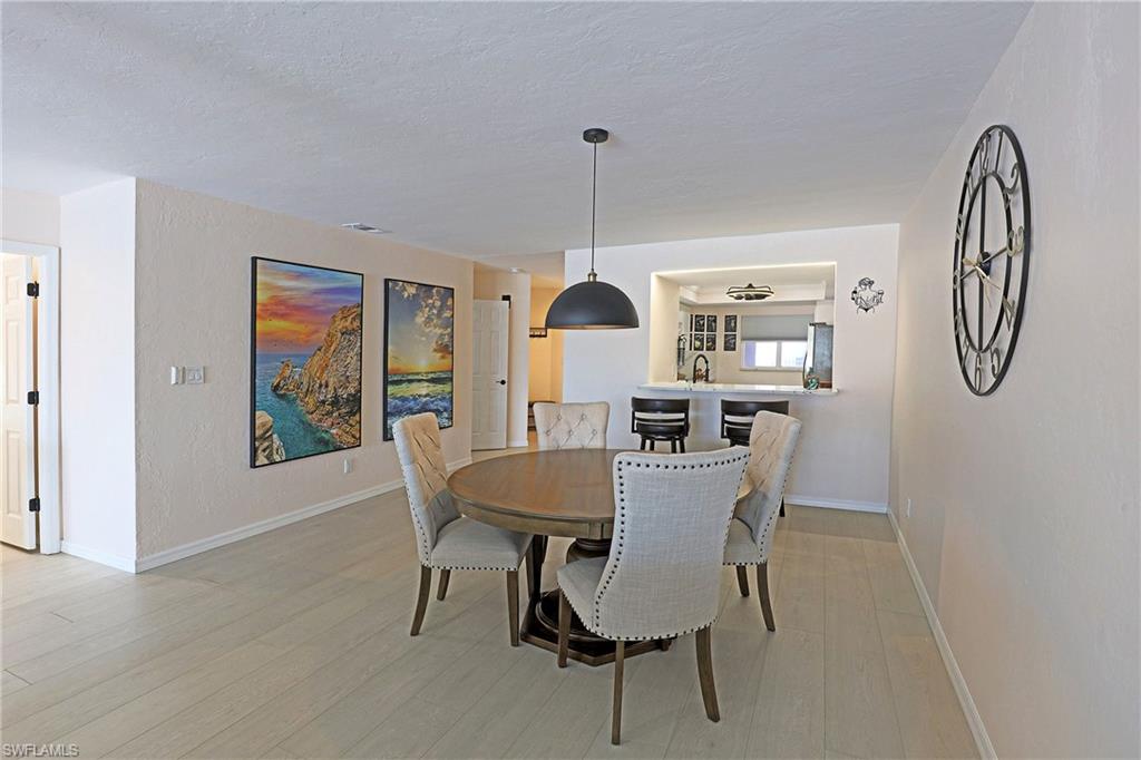11921 Seabreeze Cove Ln 208 Property Photo 8