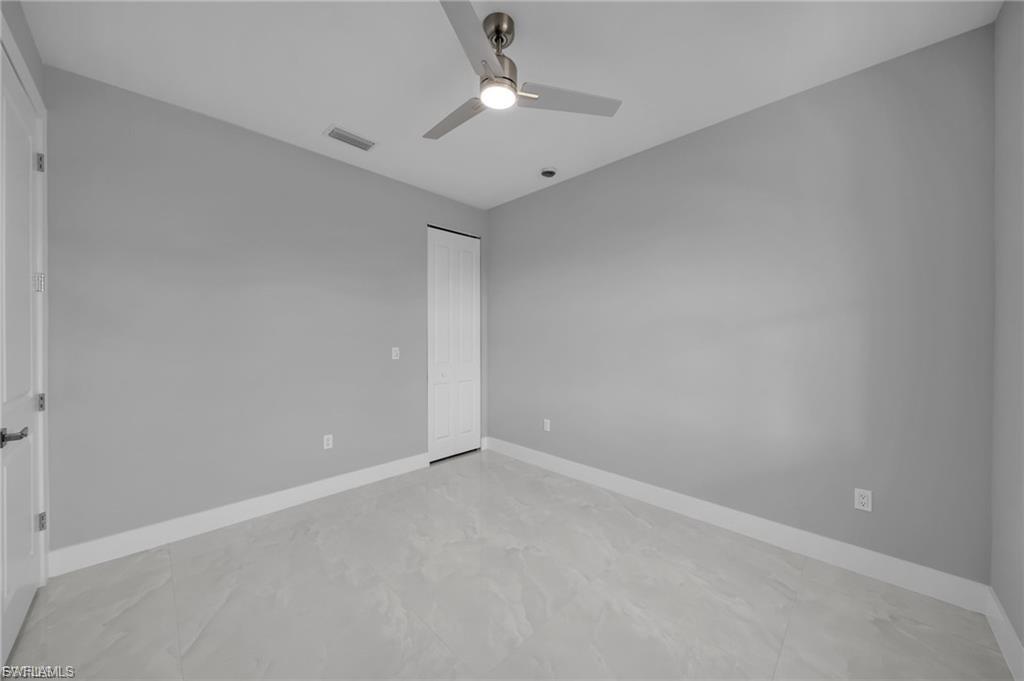 2106 W 18th St Property Photo 12
