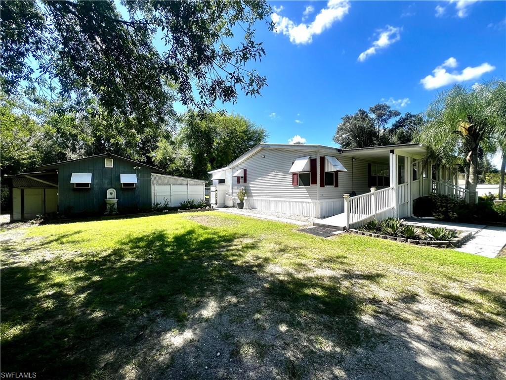 1027 Everglade Ave Property Photo 9
