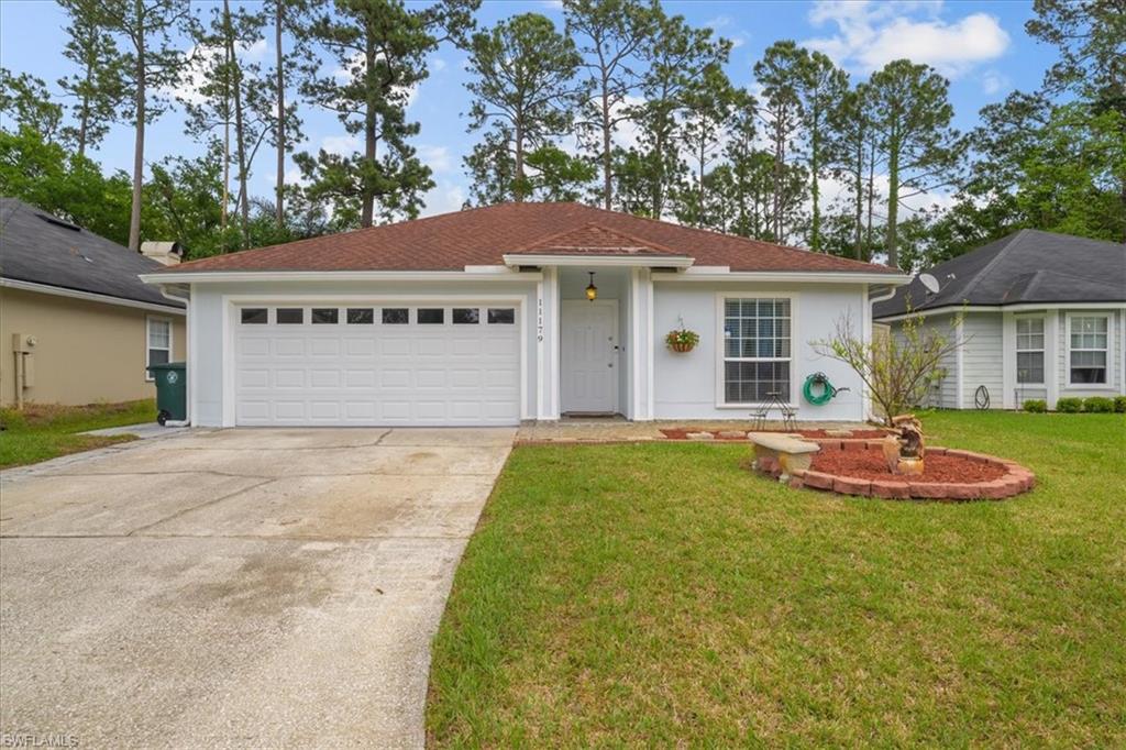 11179 Bentley Trace Ln E Property Photo 20